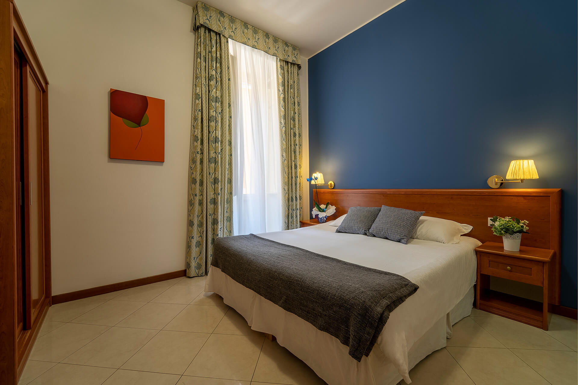 Deluxe Double/Twin Room with Single Beds